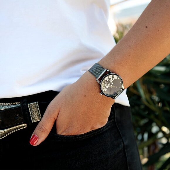 Premium Women's Gunmetal Grey Mesh Watch with Adjustable Buckle & Floral Design - Picture 2 of 6